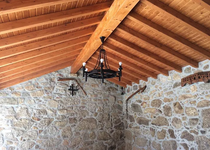 Casa Da Quinta Piscina Privada Perto Geres Сasa de vacaciones *