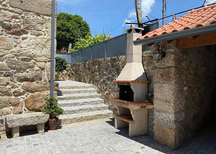 Casa Da Quinta Piscina Privada Perto Geres Сasa de vacaciones